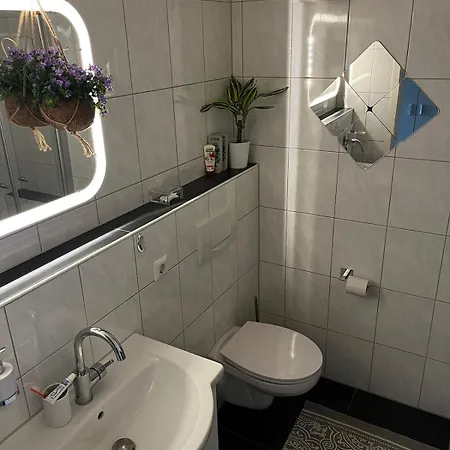 아파트 No-television One Bedroom 헤르슁 암 아머제