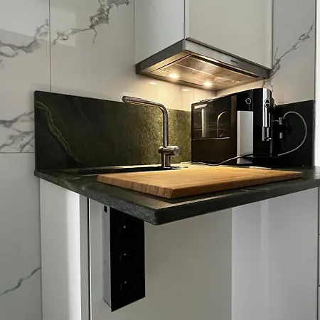 No-television One Bedroom